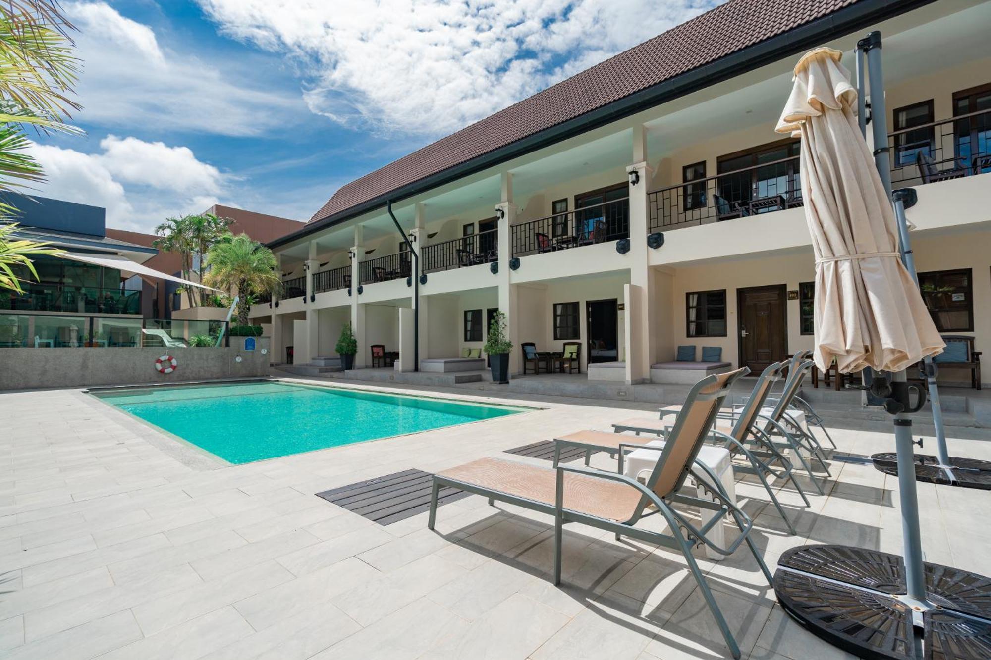 Naiya Buree Boutique Resort Nai Harn Esterno foto